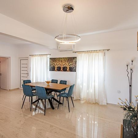 Istron Mirabella Villas Екстериор снимка